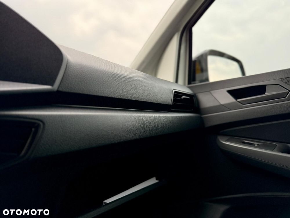 Volkswagen Caddy - 29