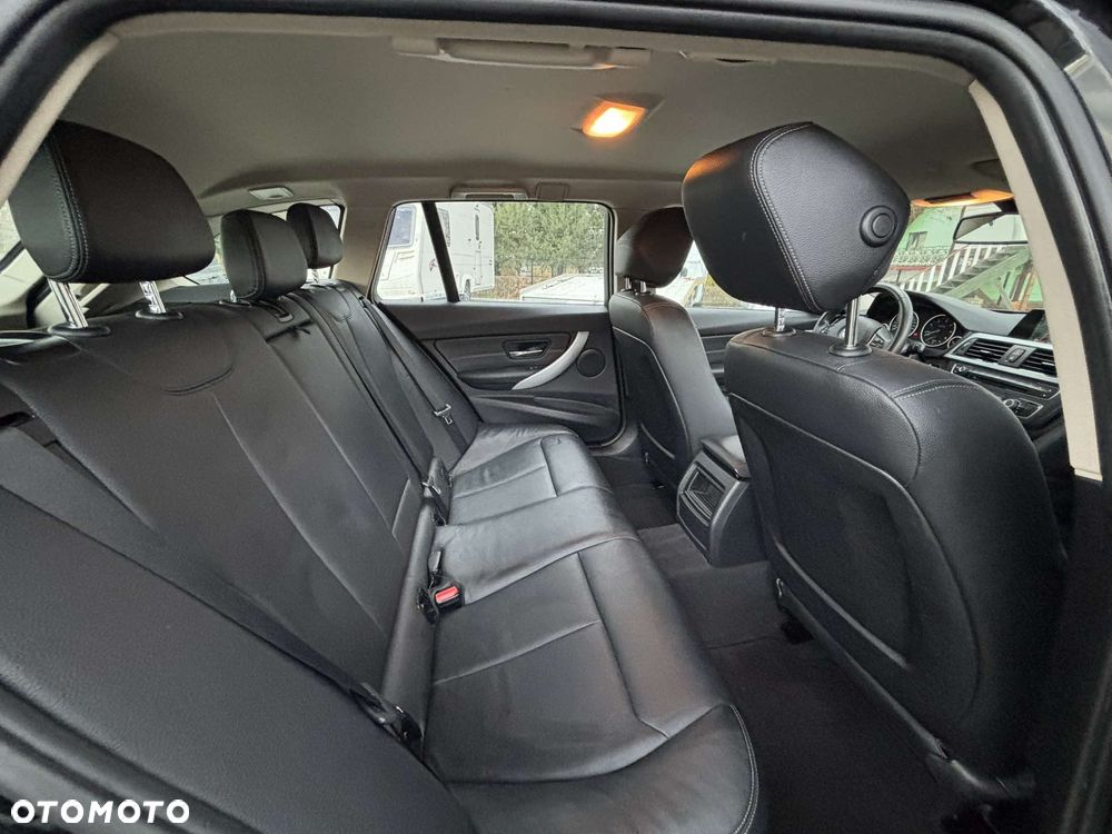 BMW Seria 3 318d DPF Edition Exclusive - 29