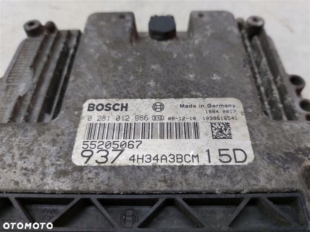 Komputer sterownik silnika Alfa Romeo GT 1,9 JTD 145 KM  2003-2010 55205067 0281012966 - 2