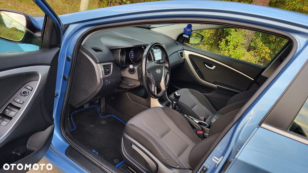 Hyundai i30 1.4 YES - 35