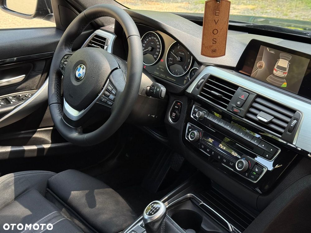 BMW Seria 3 318d Sport Line - 14