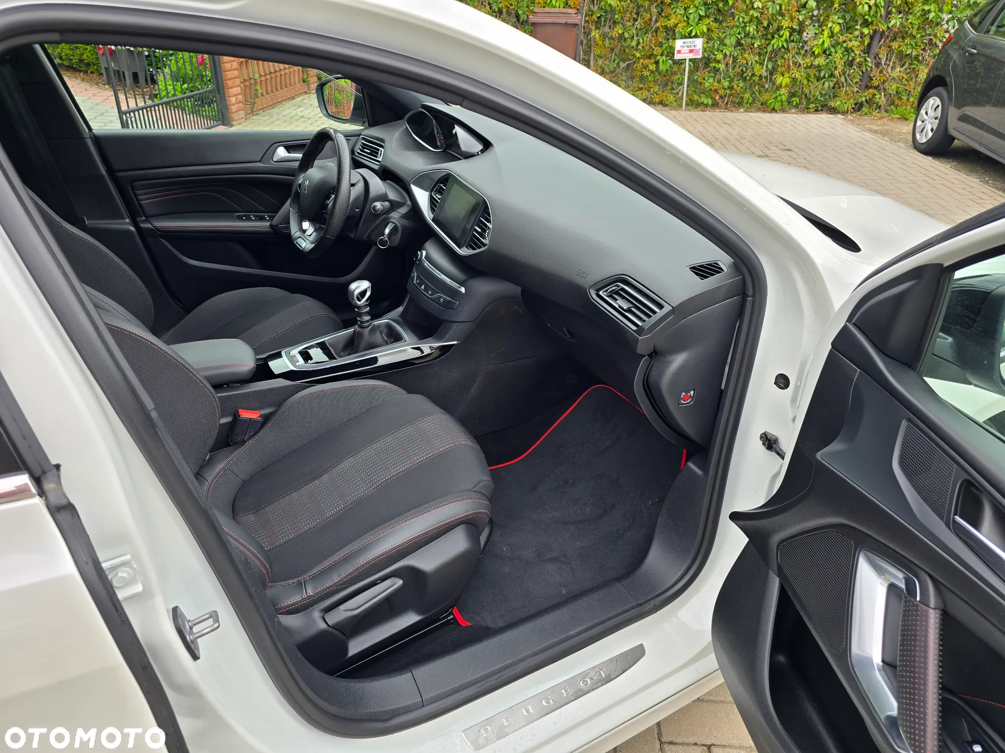 Peugeot 308 - 11