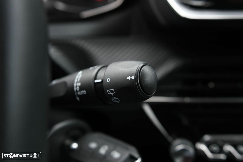 Peugeot 2008 1.2 Allure - 30