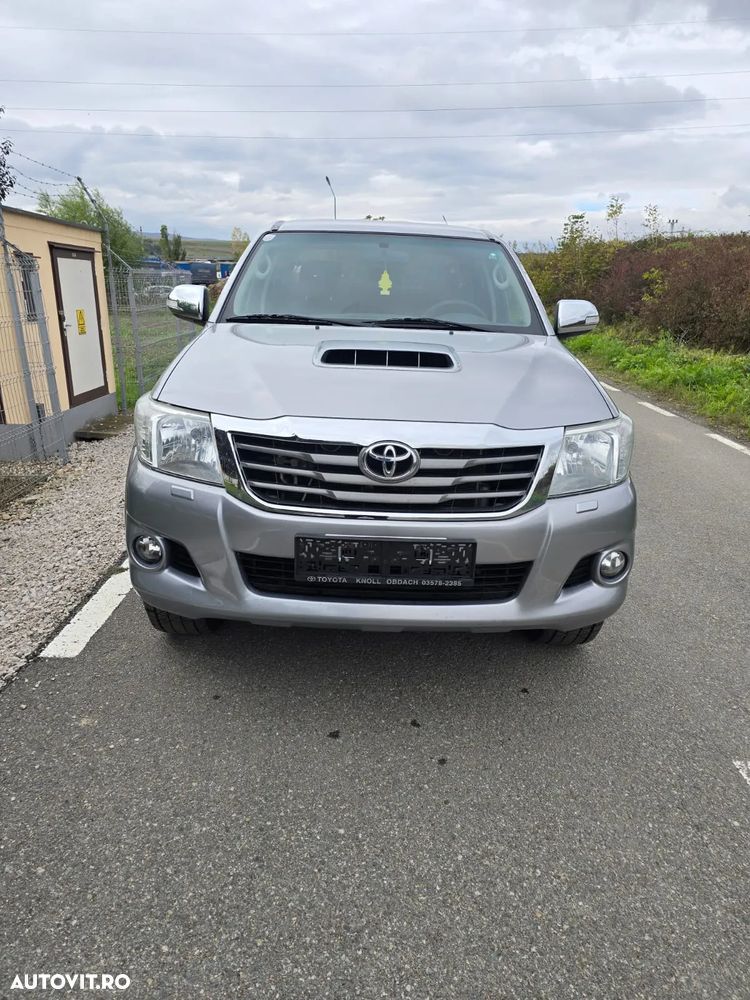 Toyota Hilux 4x4 Cabina Dubla Comfort - 5
