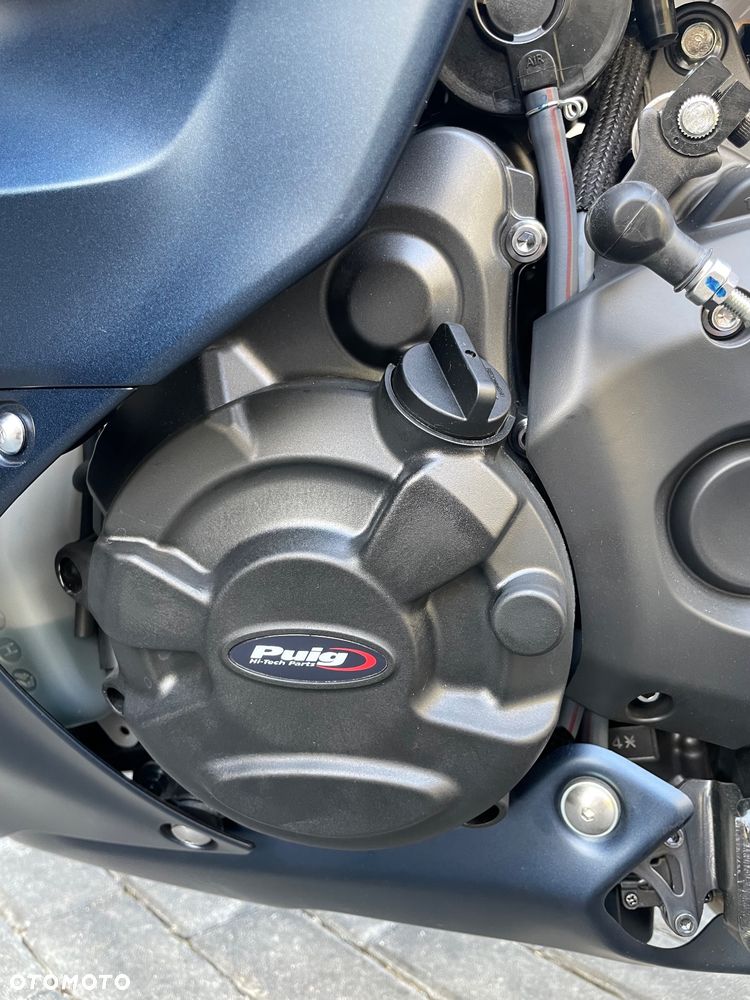 Yamaha R7 - 6