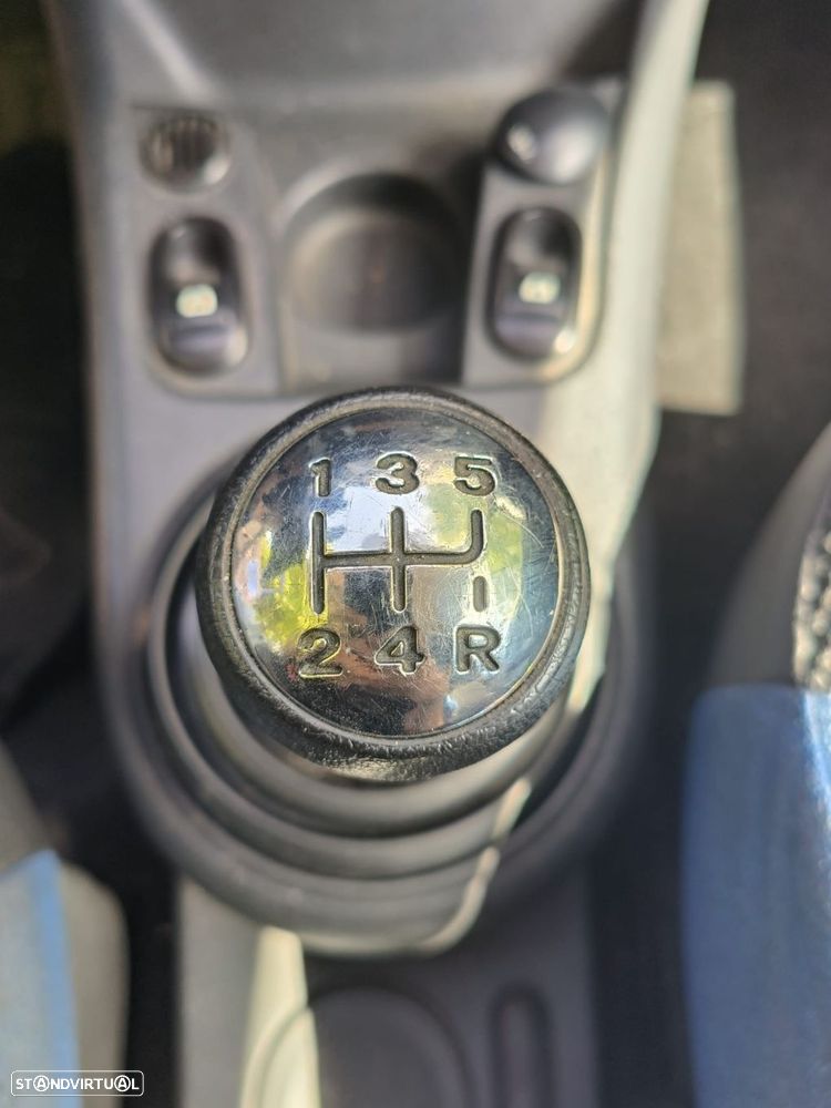 Citroën C2 1.4 HDi VTR - 14