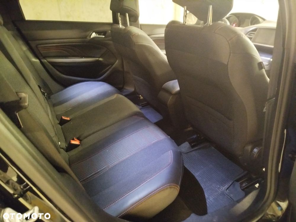 Peugeot 308 PureTech 130 GPF EAT8 Stop & Start Tech Edition - 24