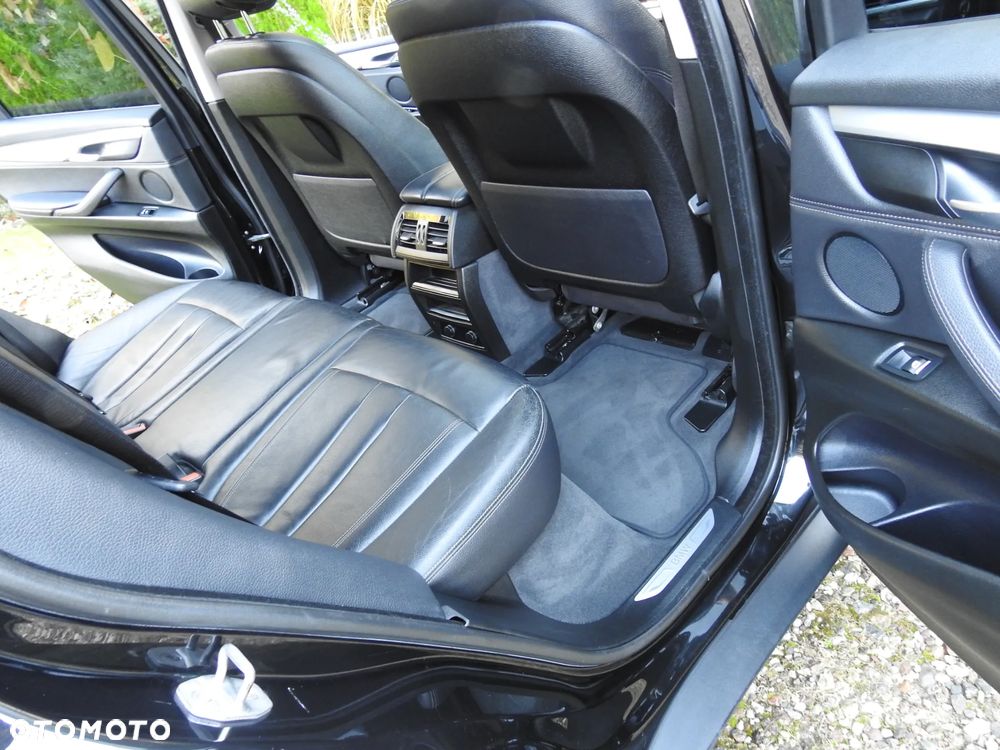 BMW X5 sDrive25d Sport-Aut - 32