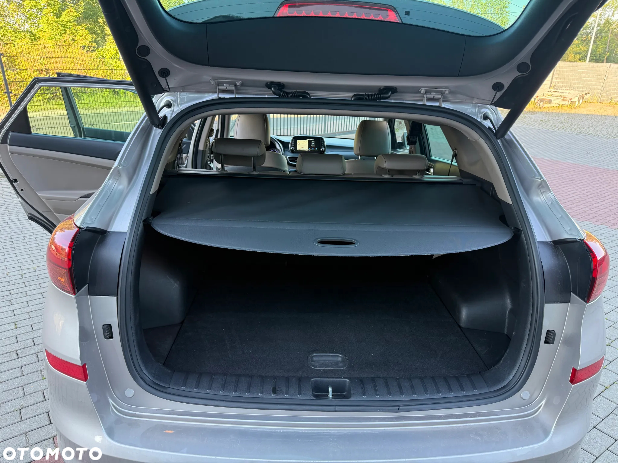 Hyundai Tucson 2.0 CRDi 4WD Automatik Premium - 35
