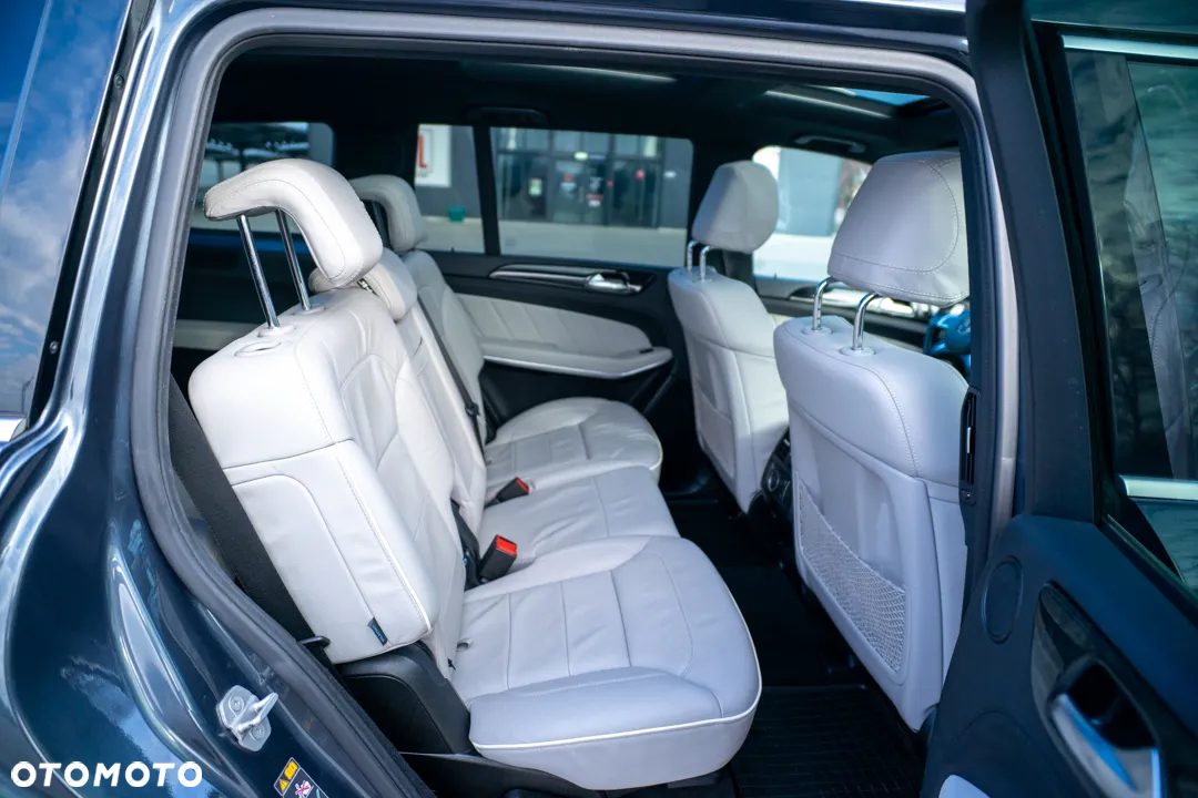 Mercedes-Benz GL 350 BlueTec 4-Matic - 22