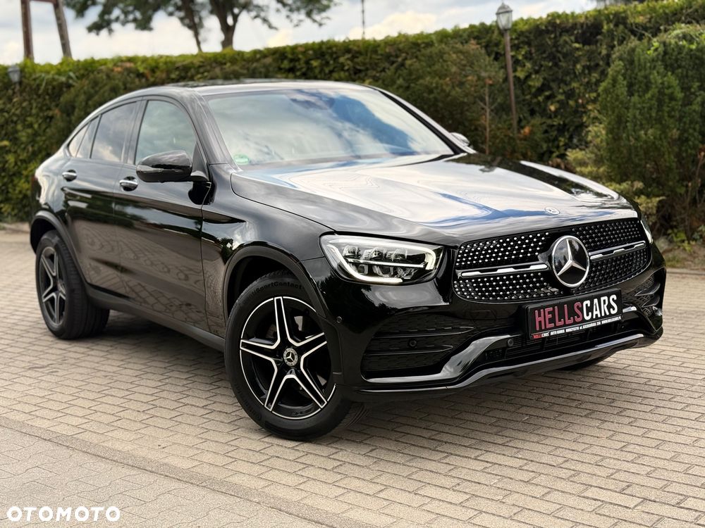 Mercedes-Benz GLC 300 4Matic 9G-TRONIC AMG Line Plus - 10
