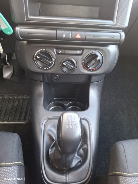Citroën C3 Pure Tech Live - 12