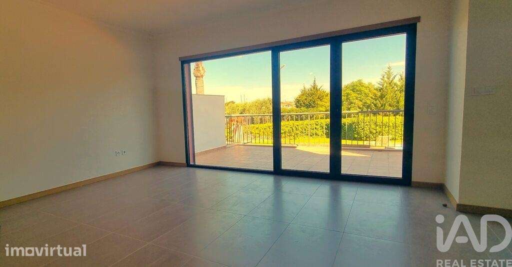 Casa / Villa em Guia - Grande imagem: 2/39