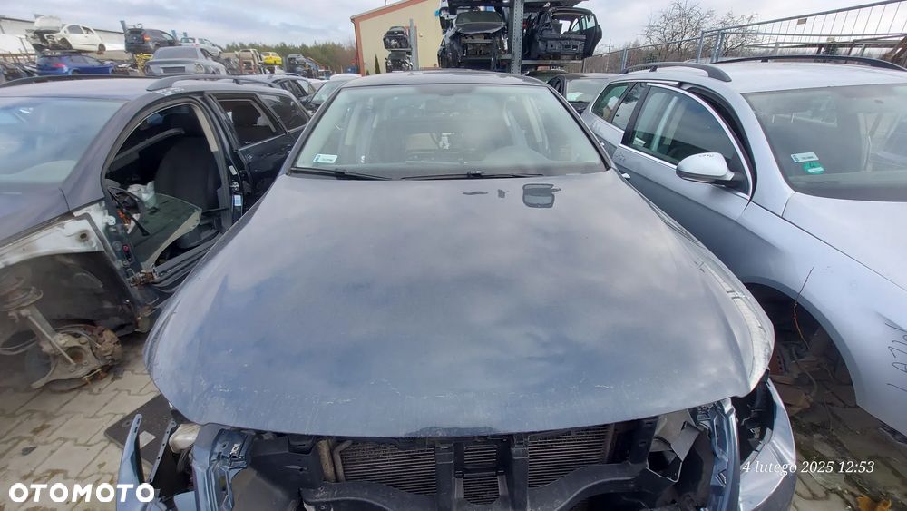 VW Passat B6 Maska pokrywa silnika lakier kod LC5F - 1