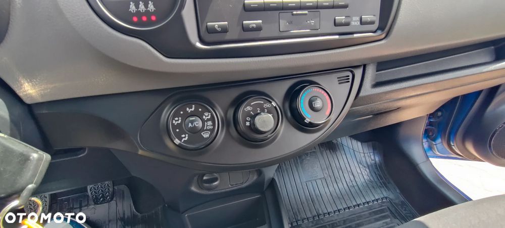 Toyota Yaris 1.0 Active - 28
