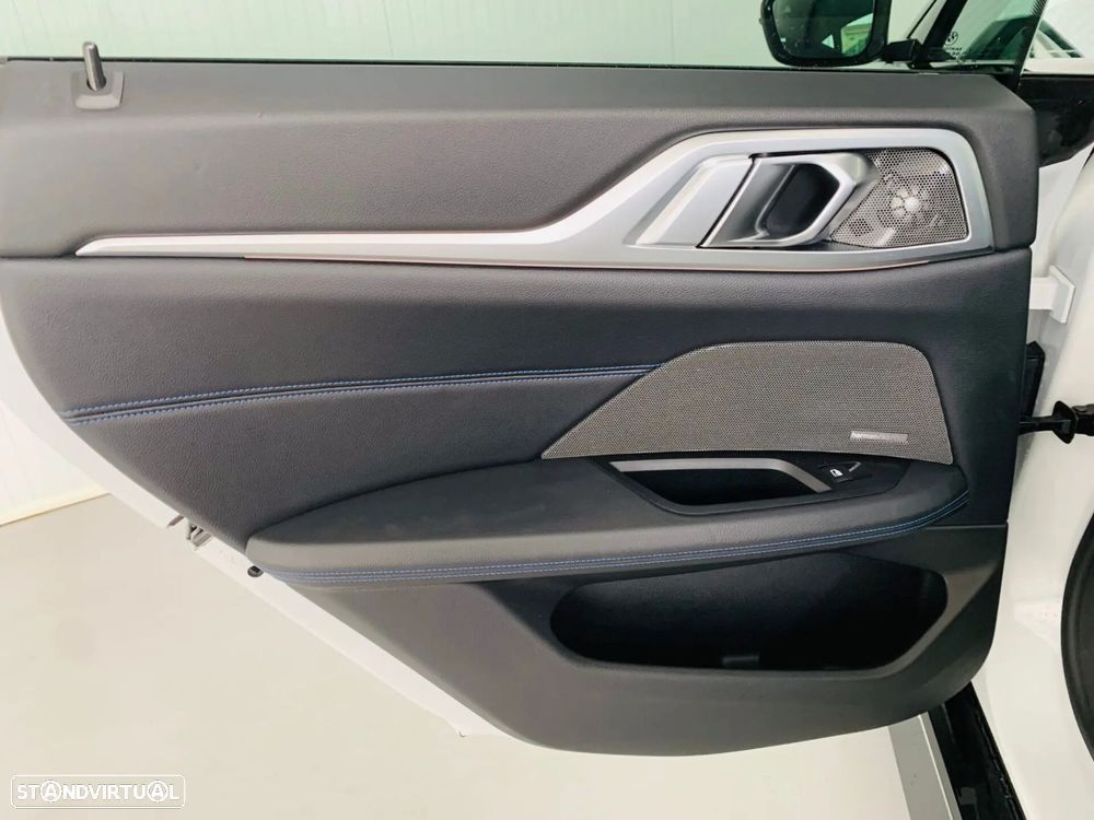 BMW 420 Gran Coupé i Pack Desportivo M Auto - 37