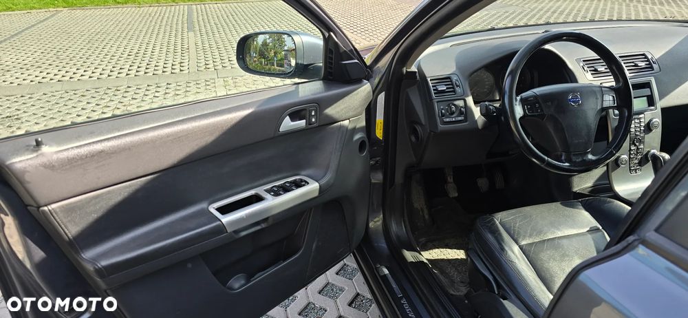 Volvo V50 2.0D Momentum - 11