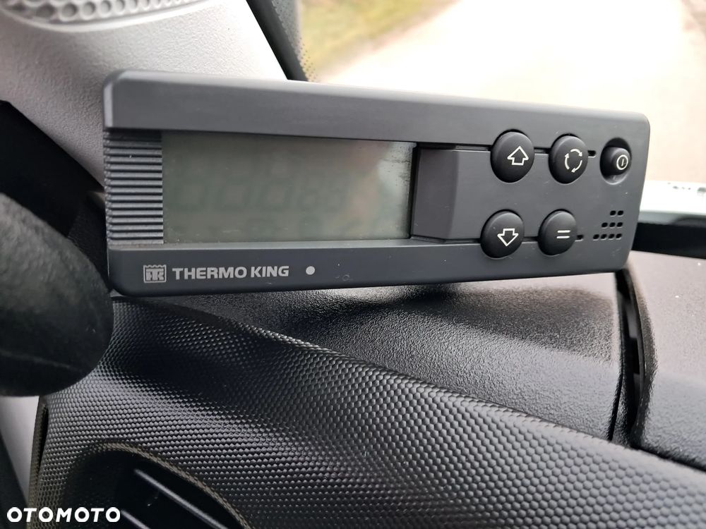 Iveco 50C18 Chłodnia Thermo-King 8-palet Salon Polska - 33