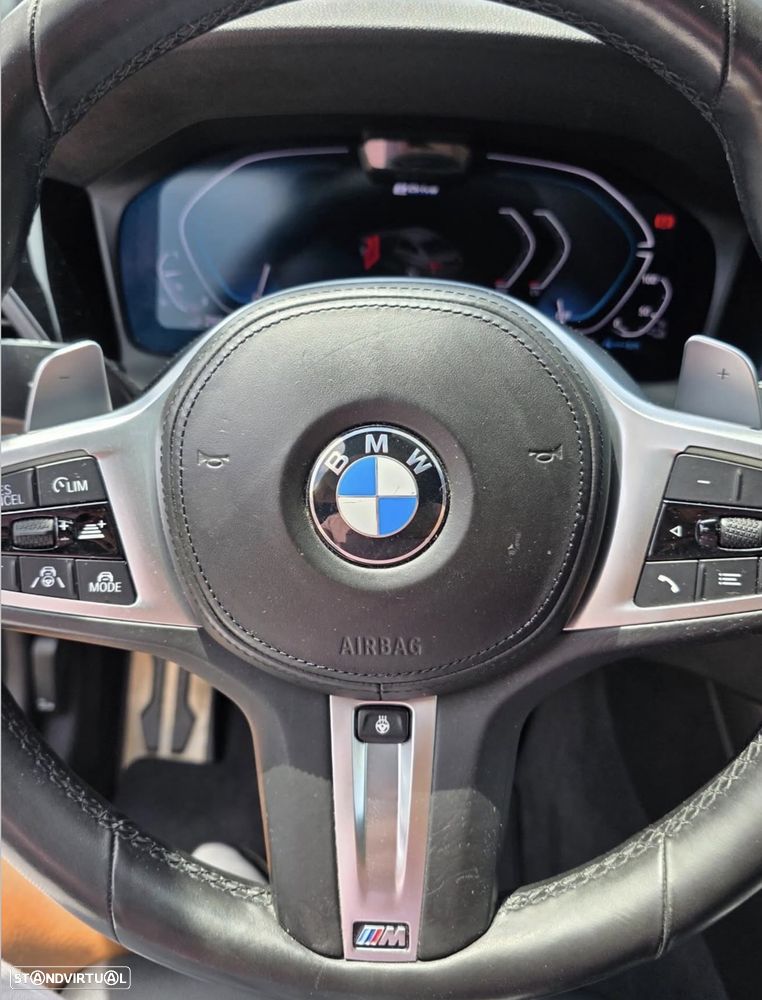 BMW 330 e Aut. M Sport - 17