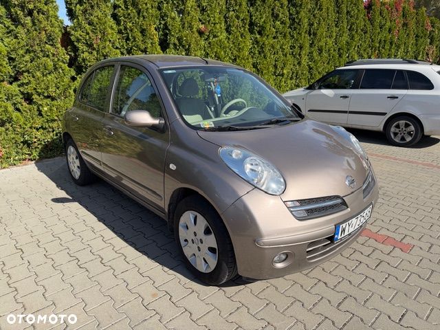 Nissan Micra - 1