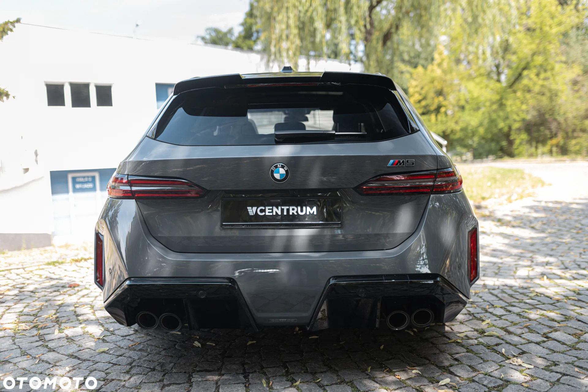 BMW M5 PHEV - 8