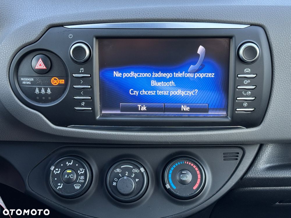 Toyota Yaris 1.5 Premium - 18