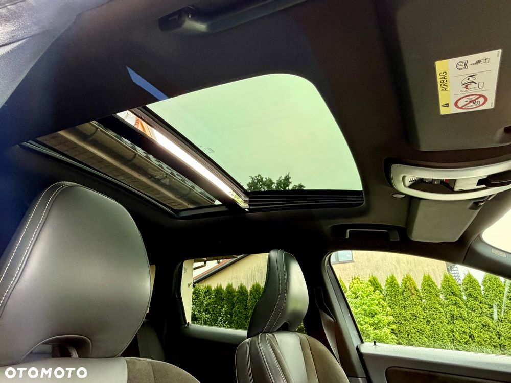 Volvo XC 60 D4 Drive-E R-Design Momentum - 32
