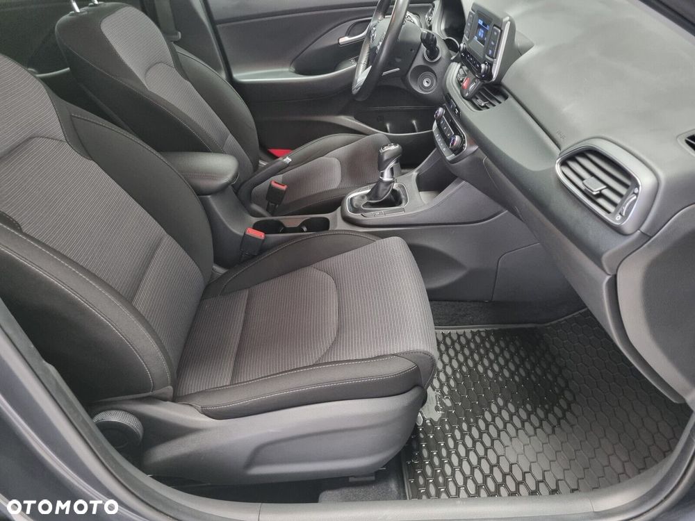 Hyundai i30 1.0 T-GDI Modern - 10
