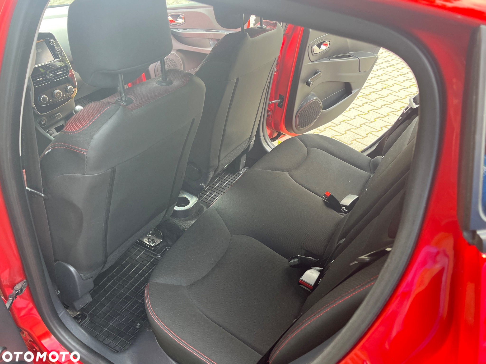 Renault Clio - 22