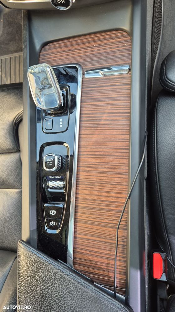 Volvo XC 60 - 18