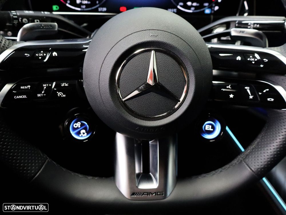 Mercedes-Benz E 53 AMG Hybrid 4Matic+ - 38