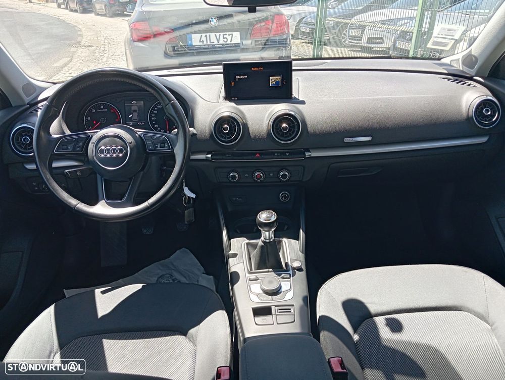 Audi A3 Sportback 1.6 TDI Attraction - 13