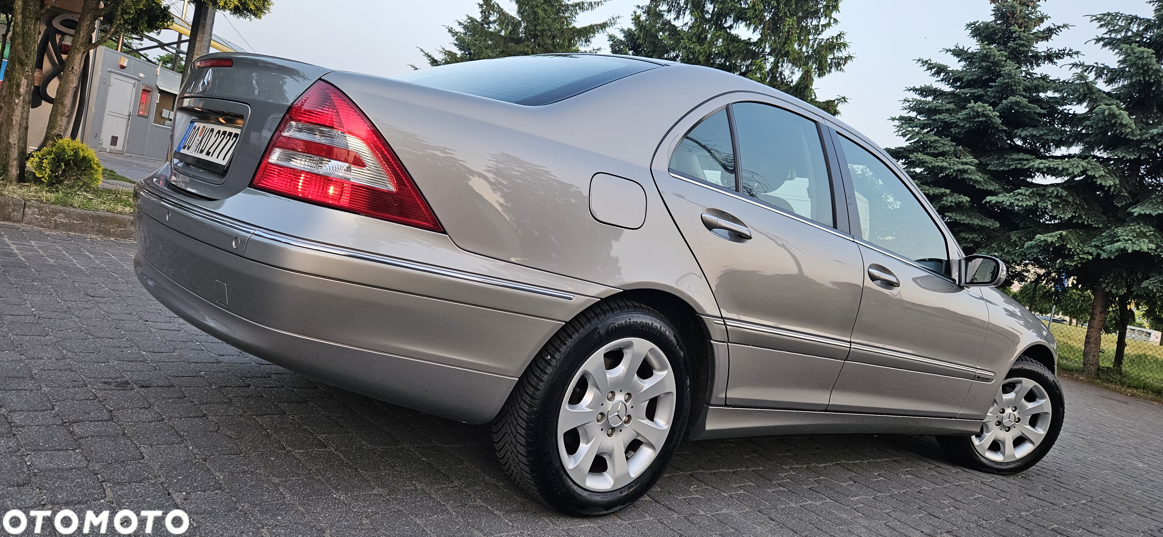 Mercedes-Benz Klasa C 180 T Kompressor Automatik Elegance - 4