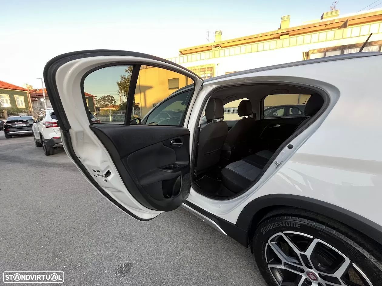 Fiat Tipo Cross 1.0 GSE T3 City - 41