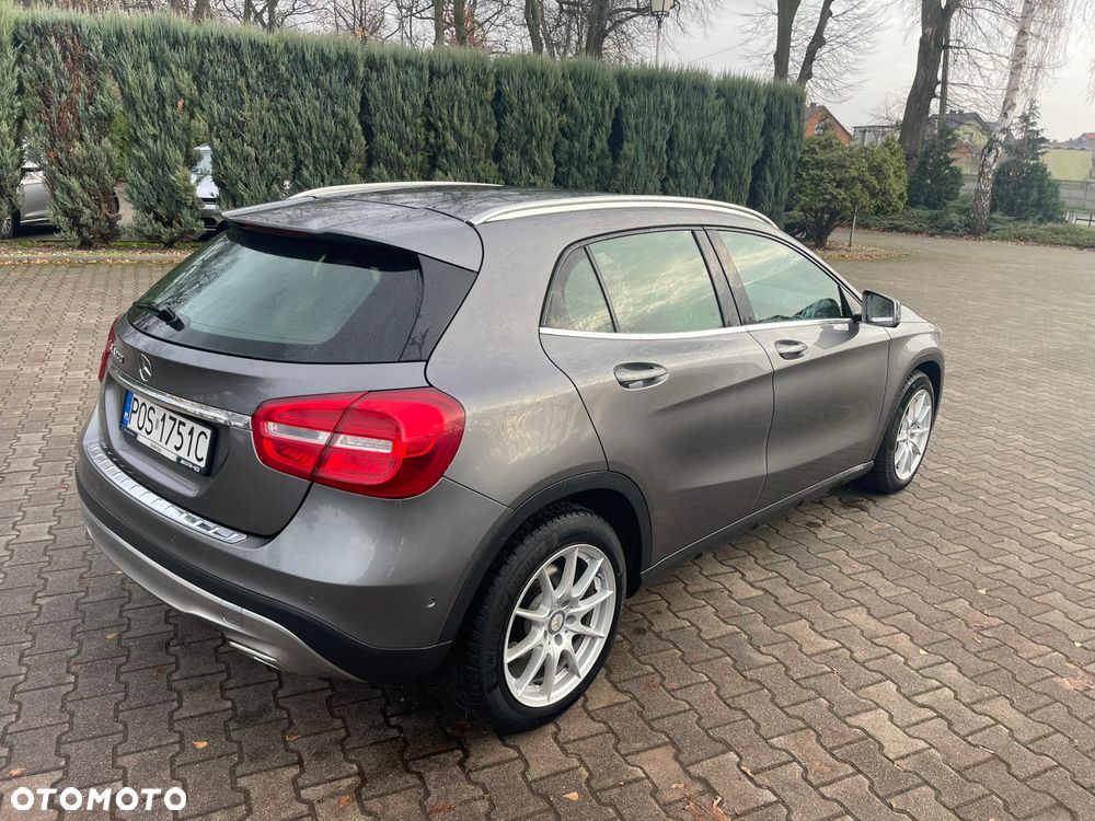 Mercedes-Benz GLA 200 7G-DCT AMG Line - 4