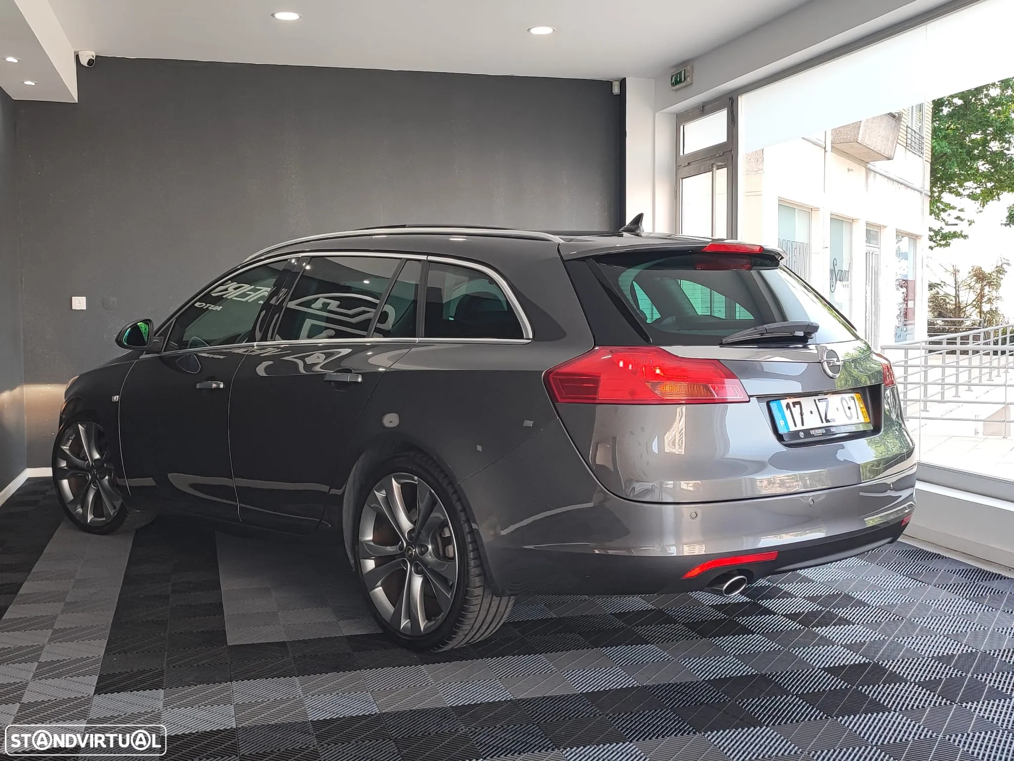Opel Insignia Sports Tourer 2.0 CDTi Cosmo ecoFLEX - 17