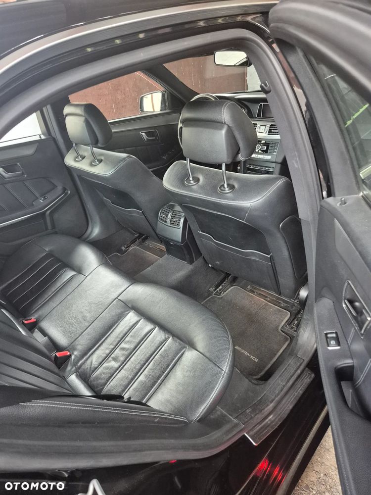 Mercedes-Benz Klasa E 220 CDI 7G-TRONIC - 17