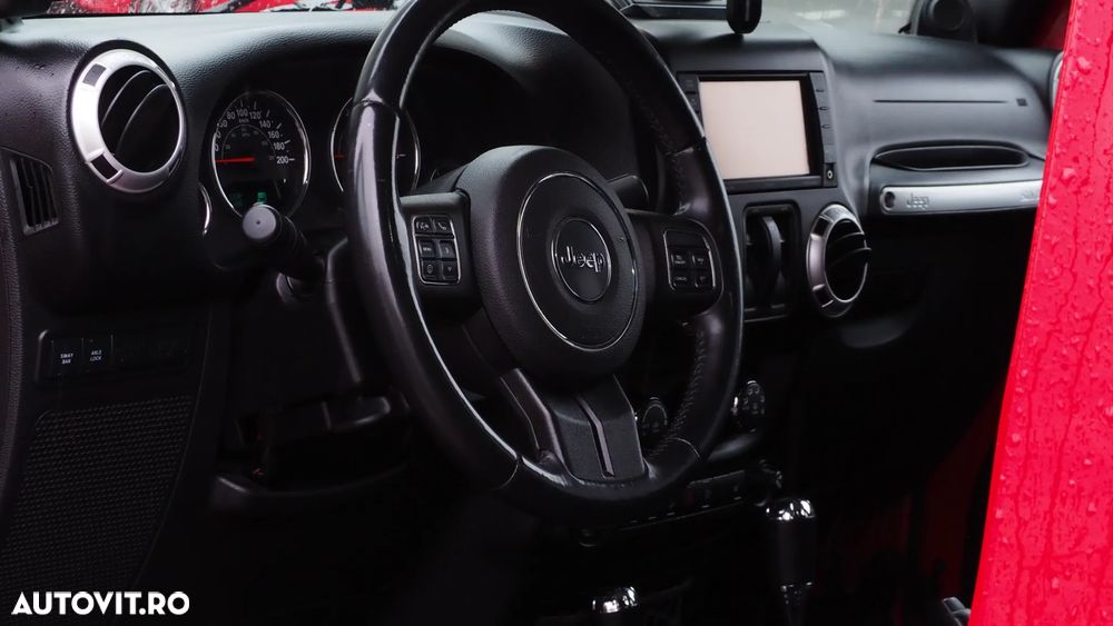 Jeep Wrangler 2.8 CRD AT Rubicon - 19
