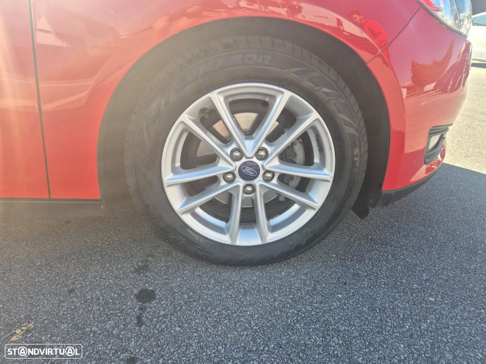 Ford Focus - 16