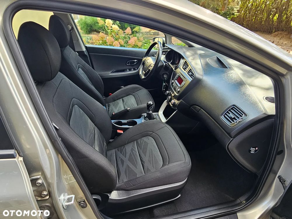 Kia Ceed 1.4 CVVT Attract - 15