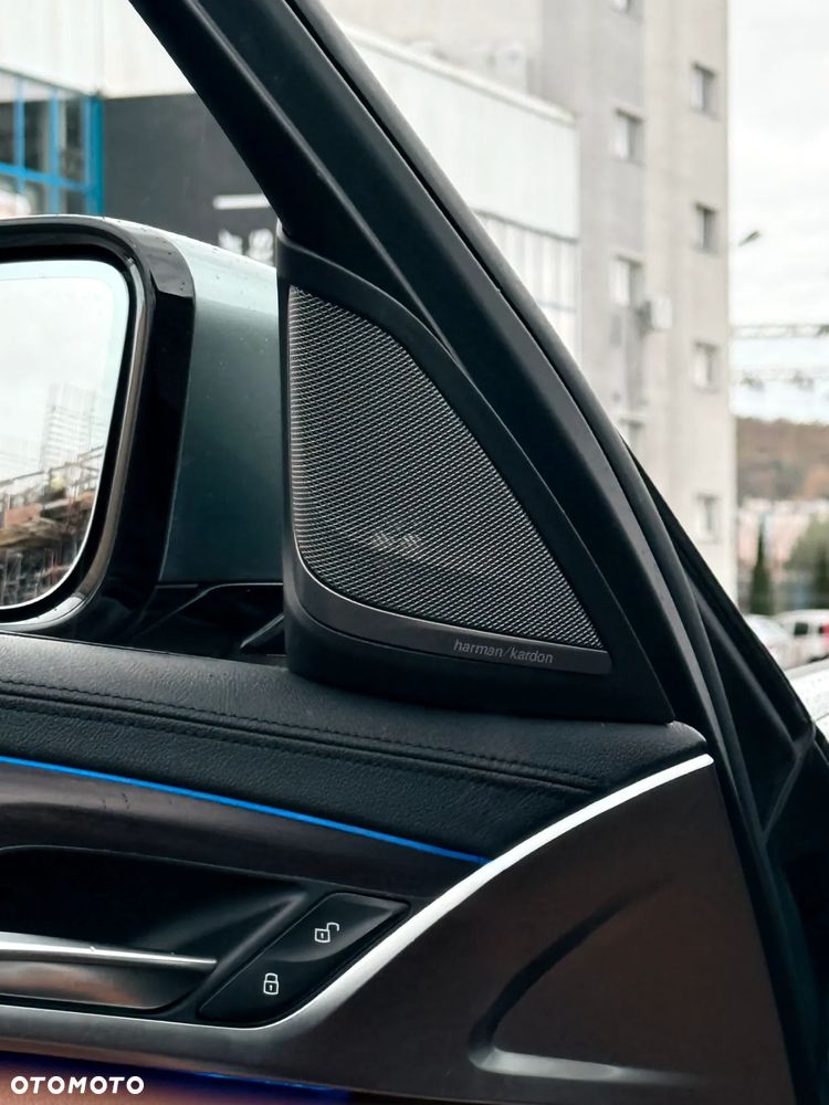 BMW Seria 5 530d xDrive M Sport sport - 19