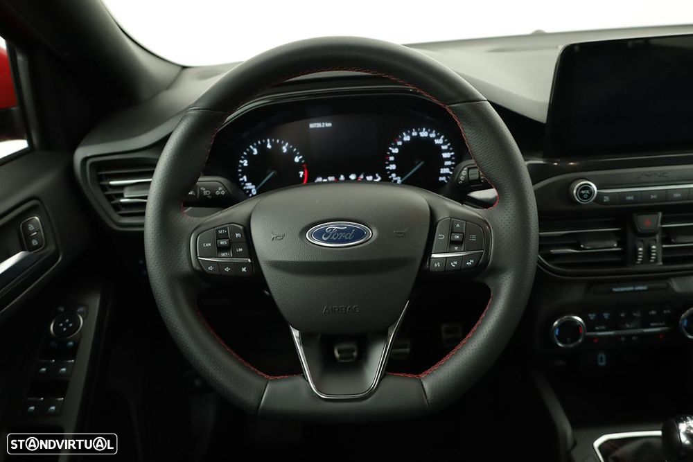 Ford Focus 1.0 EcoBoost ST-Line - 15