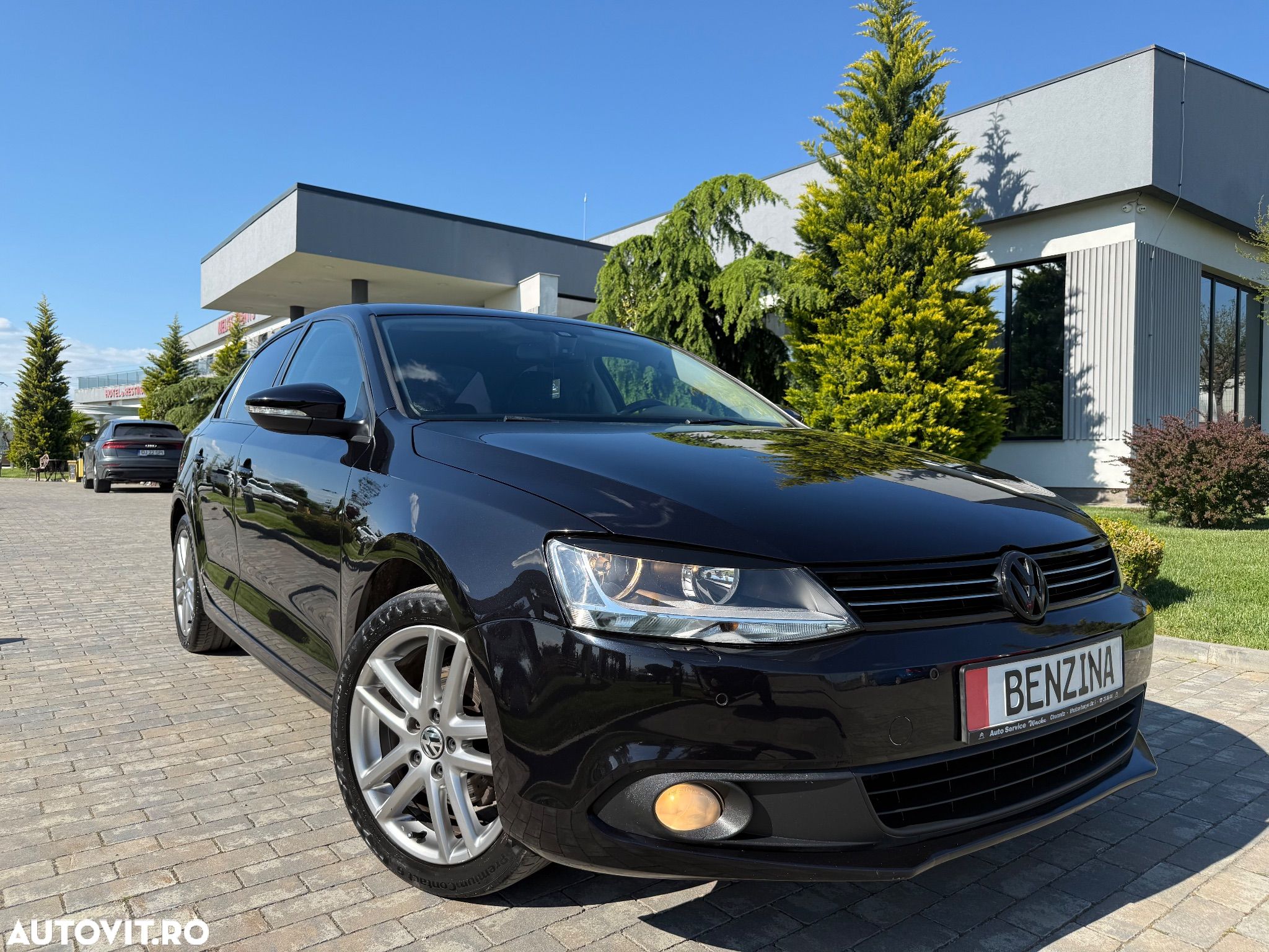 Volkswagen Jetta 1.2 TSI BlueMotion Technology - 1