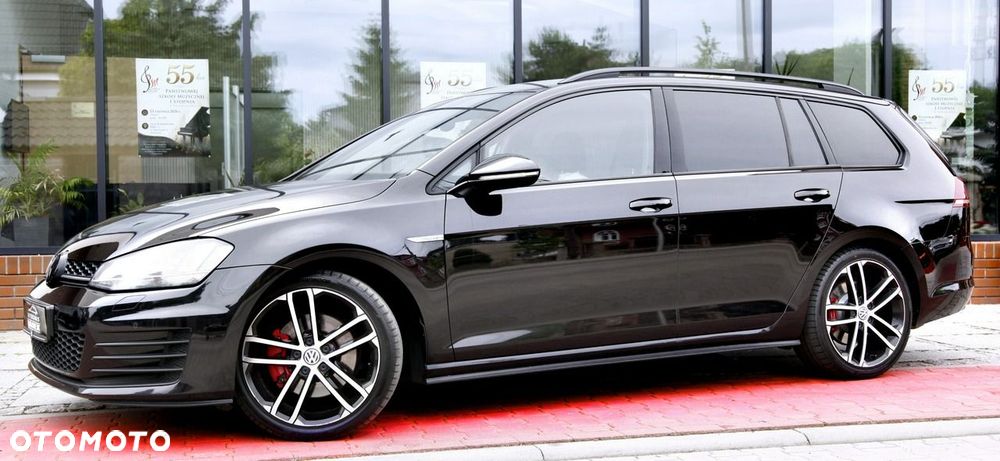 Volkswagen Golf - 5