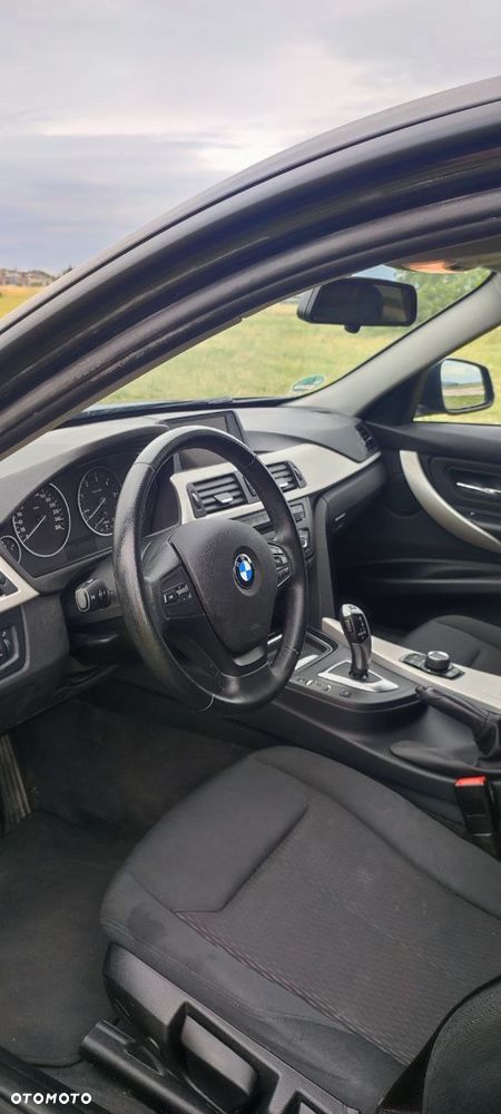 BMW Seria 3 - 1