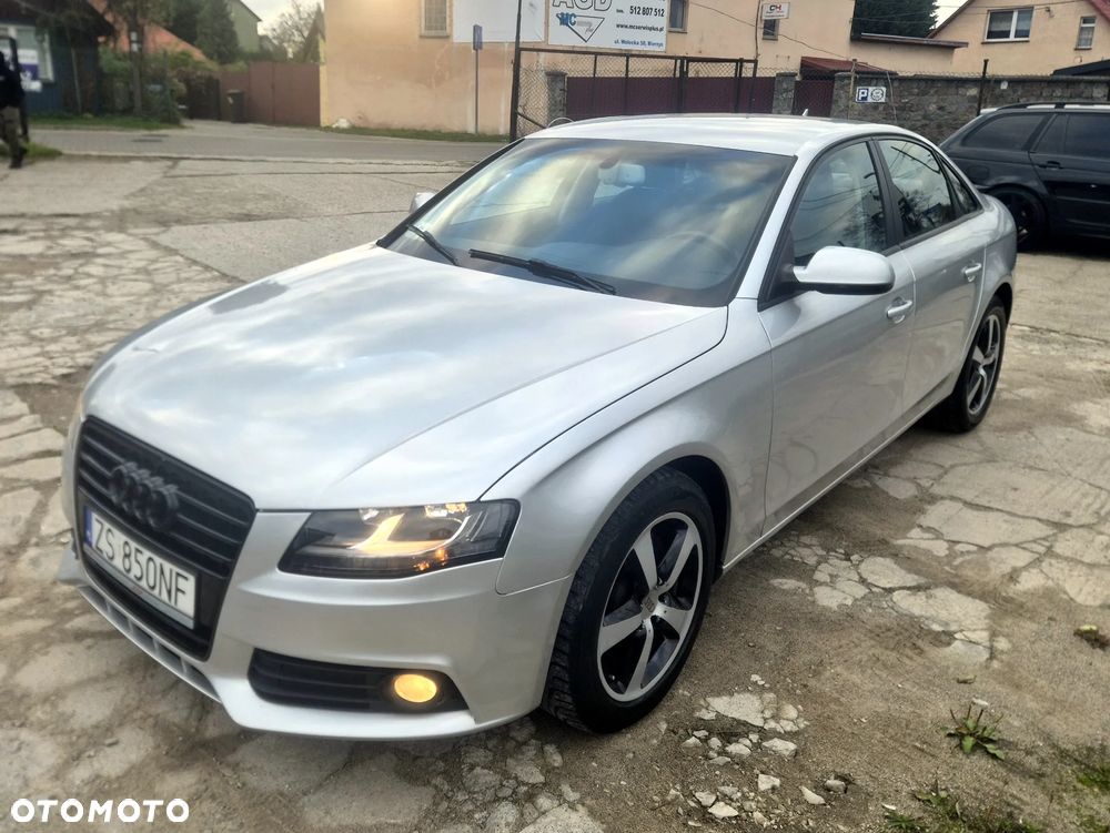 Audi A4 Limousine - 3