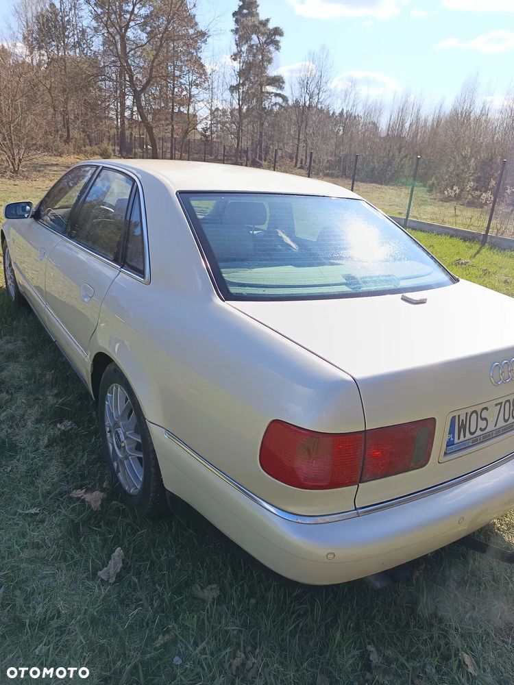 Audi A8 - 5