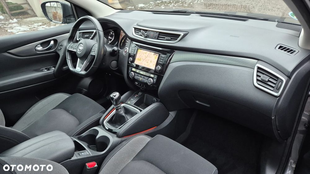 Nissan Qashqai 1.7 dCi N-Connecta - 8