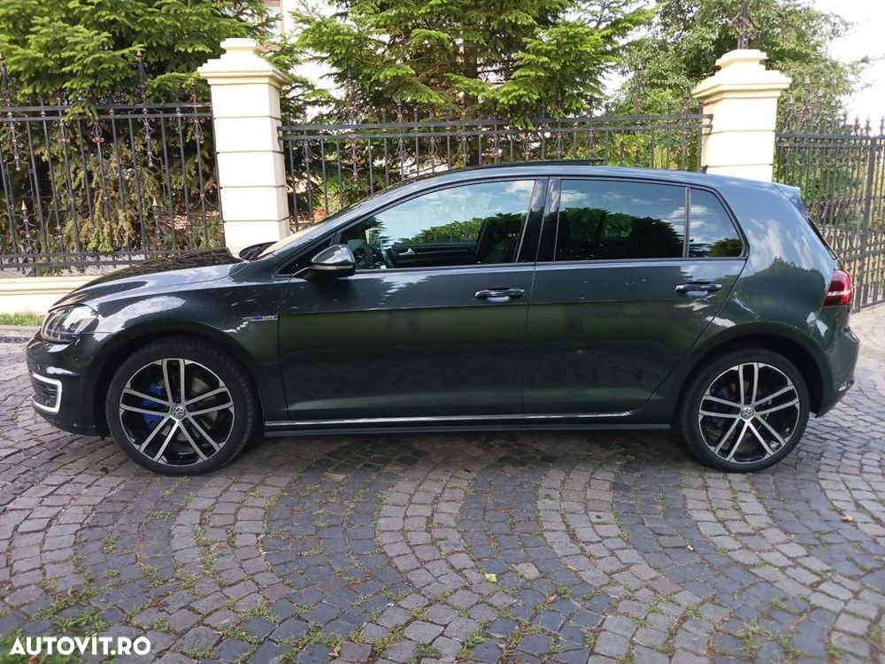 Volkswagen Golf - 15