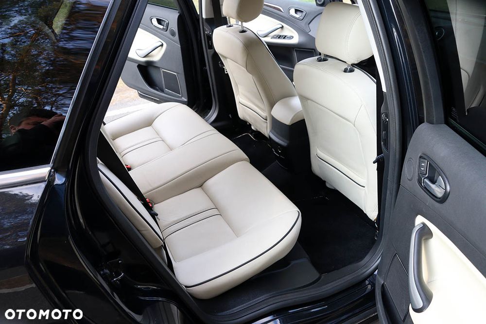 Ford Mondeo 2.2 TDCi Black Magic - 29